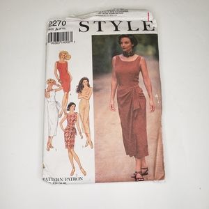 Style Sewing Pattern 2270 Ladies Dresses
